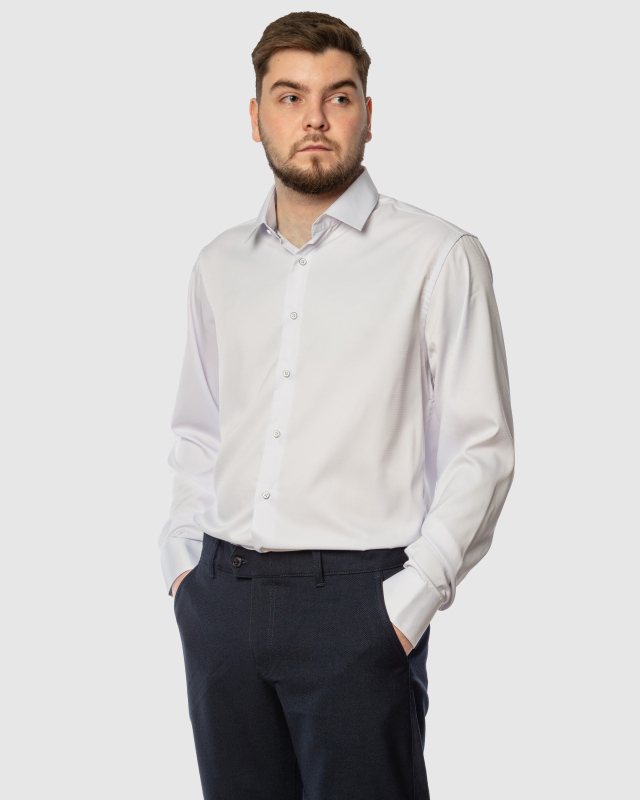 Белая рубашка из модала с структурным рисунком