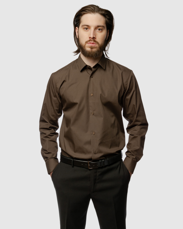 Темно-коричневая рубашка с гладкой фактурой