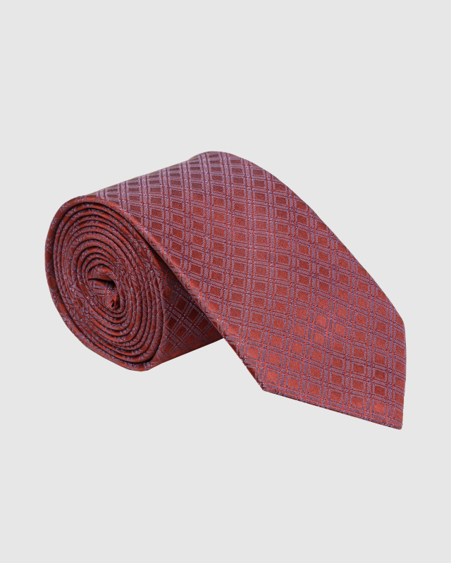 Бордовый классический галстук с геометрическим узором